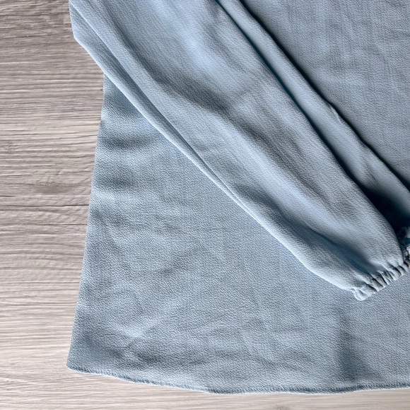 MICHAEL KORS cold shoulder ruffle long sleeve blouse size M - Picture 5 of 16